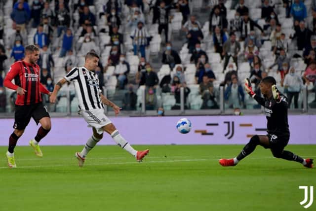 Juventus đã dội "gáo nước lạnh" lên AC Milan ngay ở phút thứ 4