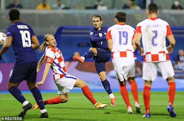 Griezmann ra chân chớp nhoáng mở tỷ số từ khá sớm cho đội khách Pháp trên đất Croatia