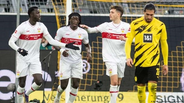 Stuttgart có trận đấu tấn công bùng nổ dù phải làm khách của Dortmund