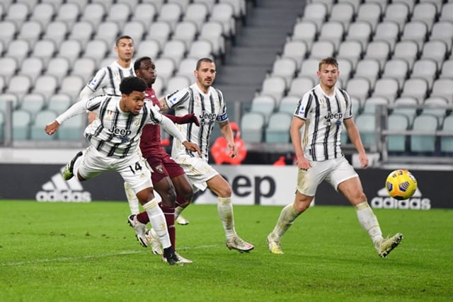 Juventus "đảo ngược tình thế" trước Torino
