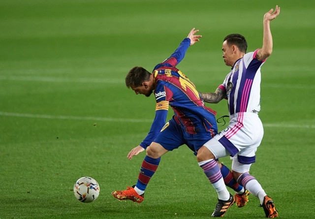 Messi vẫn chơi xông xáo như thường lệ