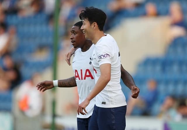 Son Heung Min mở tỷ số cho Tottenham trong hiệp 1